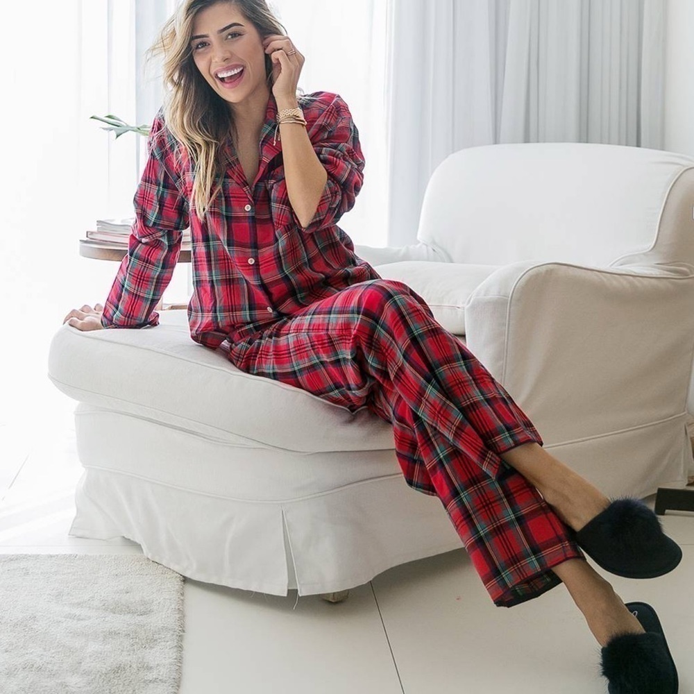 VICTORIA'S SECRET PLAID HOLIDAY RED GREEN FLANNEL MATCHING PJ PAJAMA SET